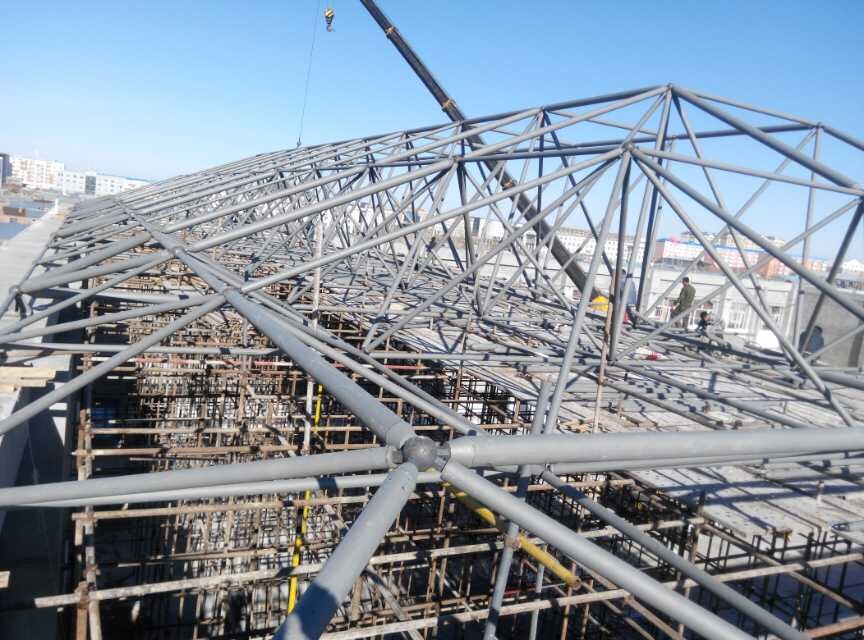 建德商贸城屋顶网架工程
